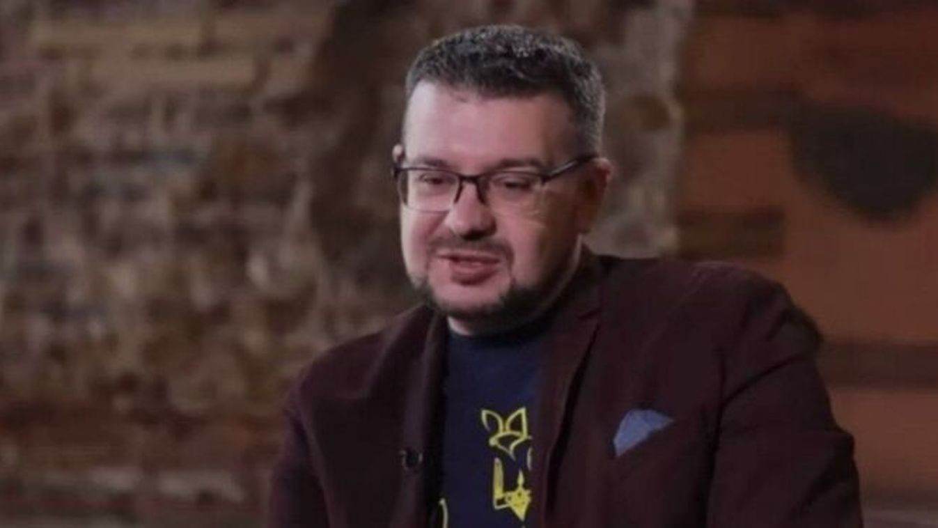 «Παραλήρημα» του Αλεξάντερ Αλφέροφ: «Ο Χίτλερ είναι πολύ καλύτερος του Πούτιν – Δεν συγκρίνονται» (βίντεο)