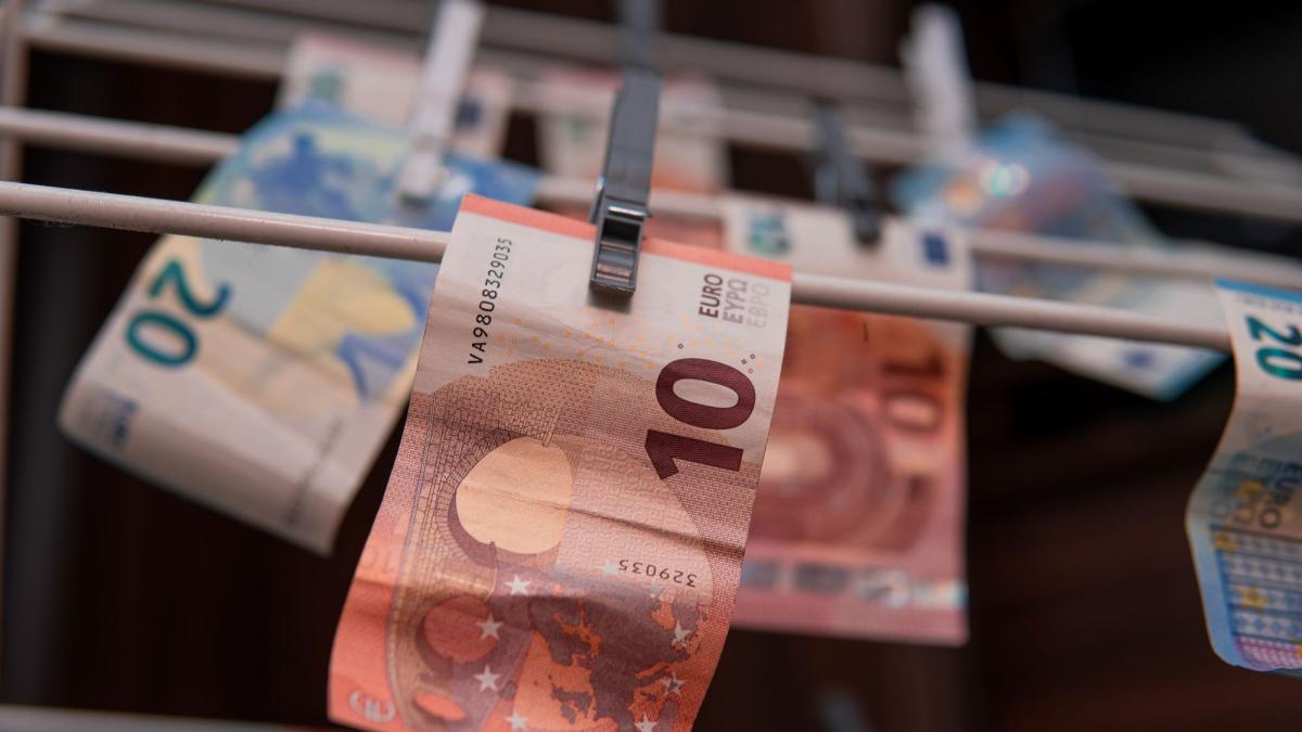 ΑΑΔΕ: Δημοσίευσε τον κατάλογο των μεγαλοοφειλετών σε Εφορία και ΕΦΚΑ – Πόσα από αυτά μπορούν να εισπραχθούν όμως;