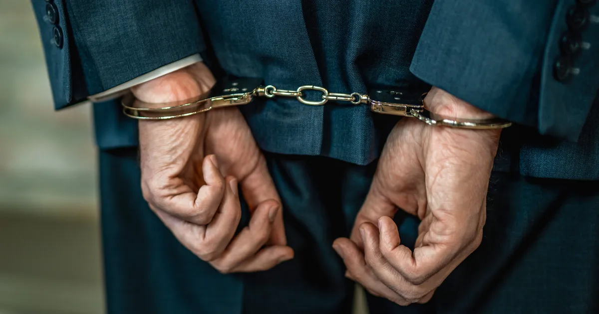 Ηράκλειο: Προφυλακίστηκε ο διευθυντής Γυμνασίου που κατηγορείται για σεξουαλική παρενόχληση σε βάρος μαθήτριάς του