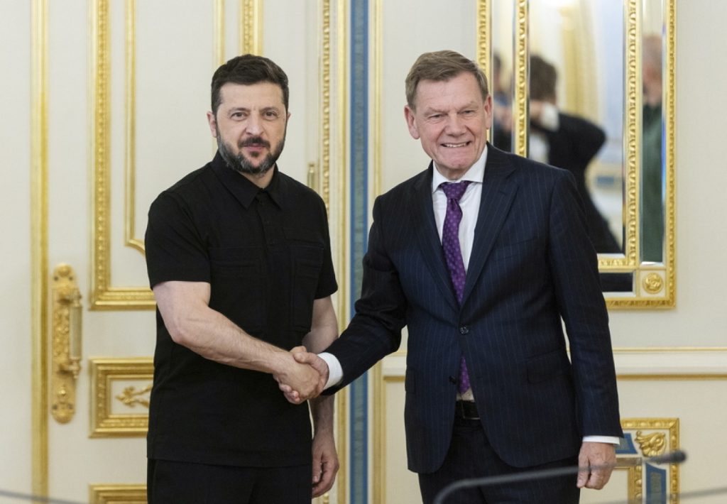 Επίσκεψη υπό άκρα μυστικότητα του Γερμανού ΥΠΕΞ στην Οδησσό που «βάλλεται πανταχόθεν» από τους Ρώσους