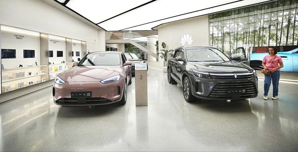 Σήμα κινδύνου από τους εμπόρους αυτοκινήτων στην Κίνα