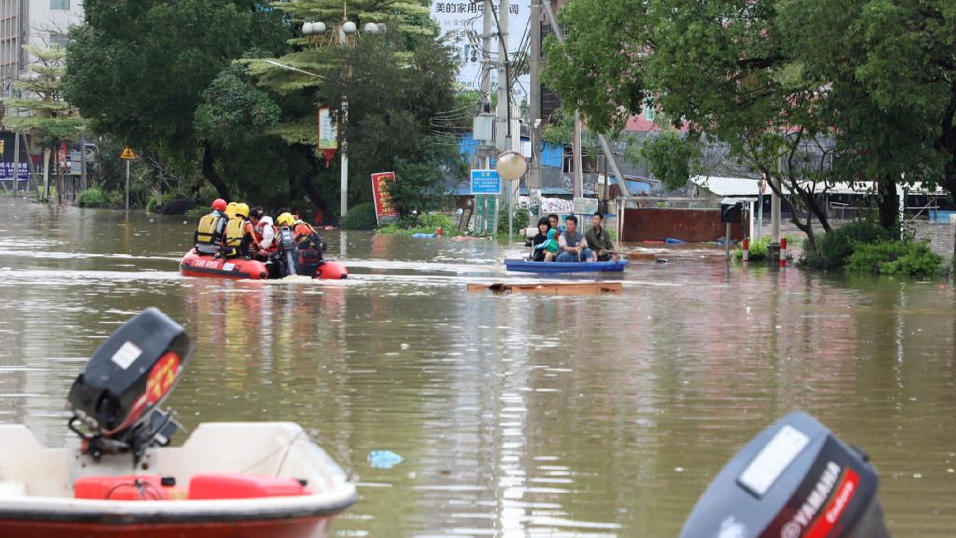 Πλημμύρες πλήττουν την Κίνα: Σοβαρά προβλήματα στην επαρχία Χουμπέι (βίντεο)