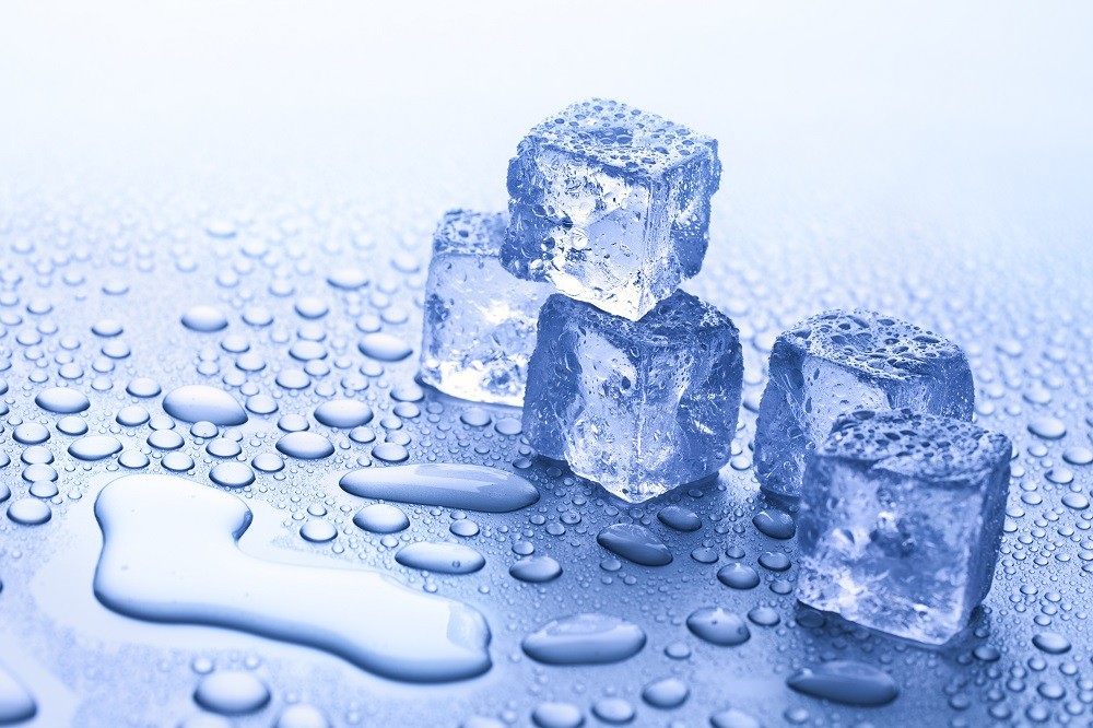 Το γνωρίζατε; – Πώς να δροσίσετε ένα δωμάτιο με παγάκια 