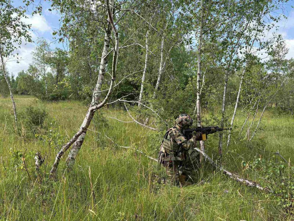 Γαλλία: Δείτε εντυπωσιακές εικόνες από τη συνεκπαίδευση Ελλήνων και Γάλλων στρατιωτικών