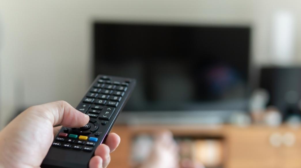 Αυτό είναι το μυστικό μενού που ξεκλειδώνεται σχεδόν σε όλες τις τηλεοράσεις – Δείτε τον συνδυασμό κουμπιών