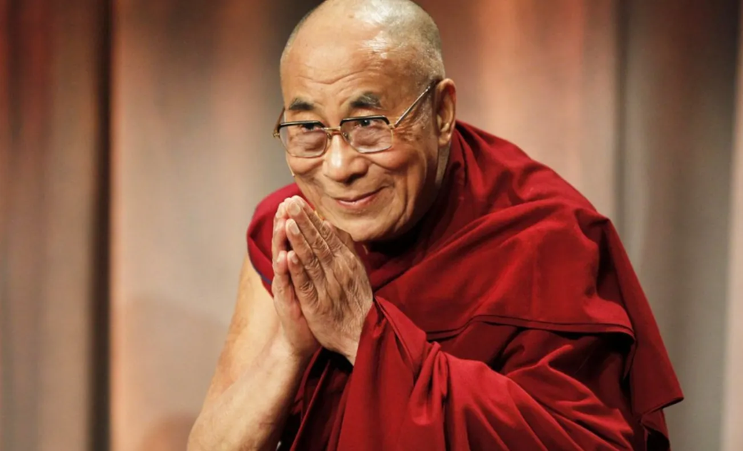 ΥΠΕΞ Κίνας: «Η διαδοχή του Δαλάι Λάμα με τη μελλοντική μετενσάρκωσή του θα πρέπει να εγκριθεί από την κυβέρνηση»