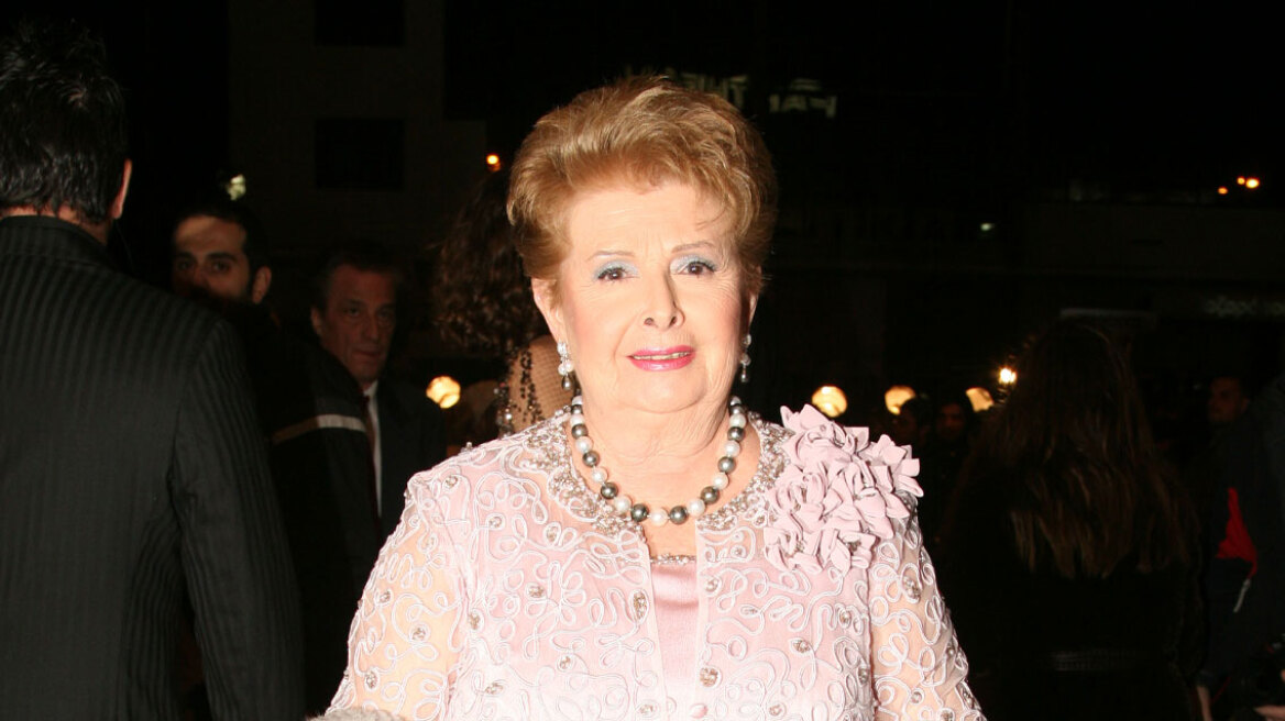 Σε παζάρι στον Ελαιώνα βρέθηκαν να πωλούνται προσωπικά αντικείμενά της Β.Αλεξιάδου 