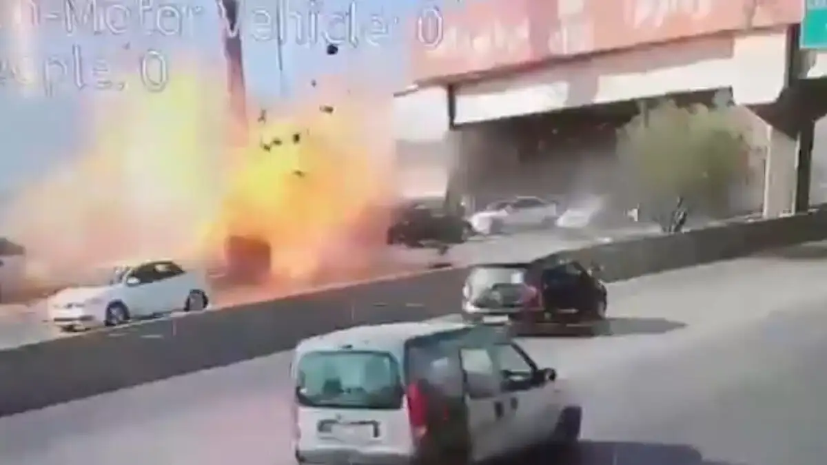 Βίντεο: Η στιγμή που ισραηλινό drone πλήττει με ακρίβεια στόχο σε δρόμο στη Βηρυτό