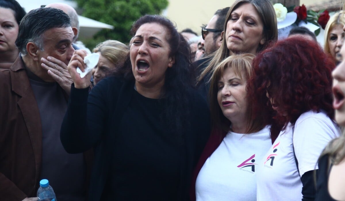 Η συγκλονιστική κατάθεση της μητέρας της Κ.Γριβας: «Δες τη φωτογραφία με το μνήμα της – Βλέπεις που είναι τώρα;»
