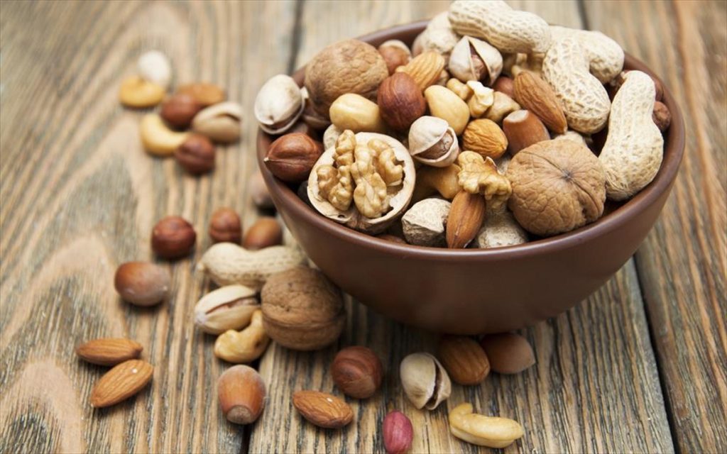 Αυτά είναι τα οφέλη που έχουν οι ξηροί καρποί για την καρδιαγγειακή υγεία