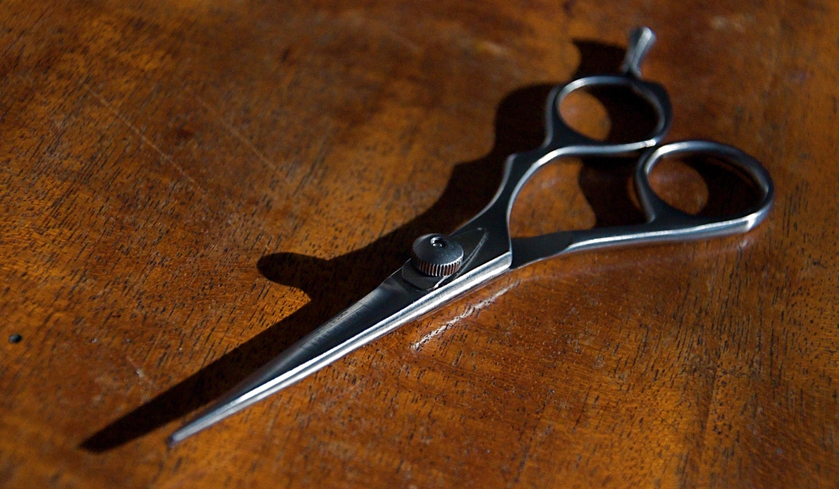 Αμαλιάδα: Γυναίκα επιτέθηκε με ψαλίδι σε 32χρονη στο κέντρο της πόλης