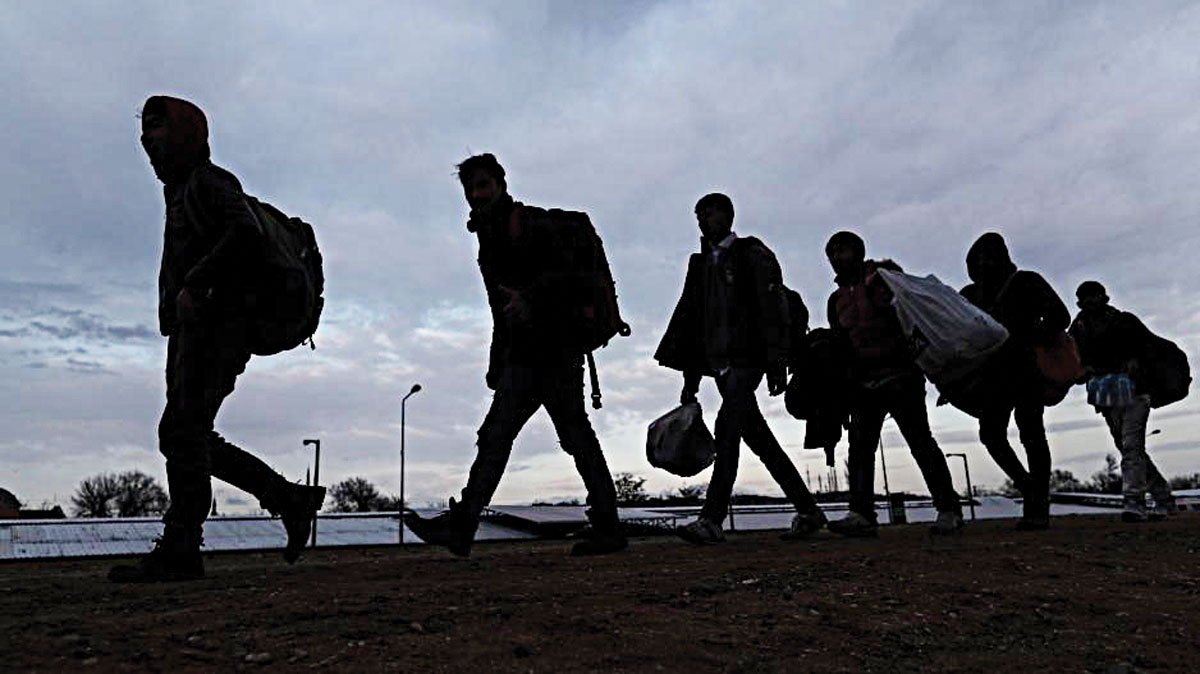 Ολλανδία: Πέρασαν οι σκληρές θέσεις του Γ.Βίλντερς για το μεταναστευτικό – Διώξεις και σε ΜΚΟ