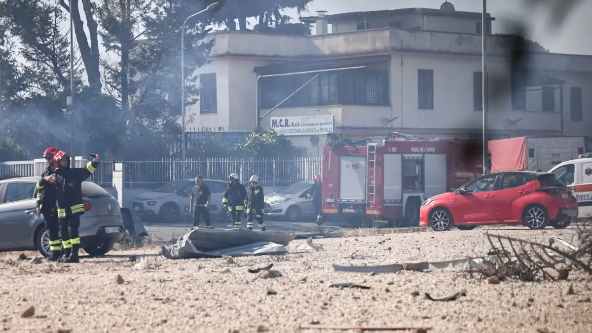 Μαρτυρίες από τη μεγάλη έκρηξη σε βενζινάδικο στη Ρώμη: «Ήταν σαν να εξερράγη βόμβα – Σκέτη κόλαση»