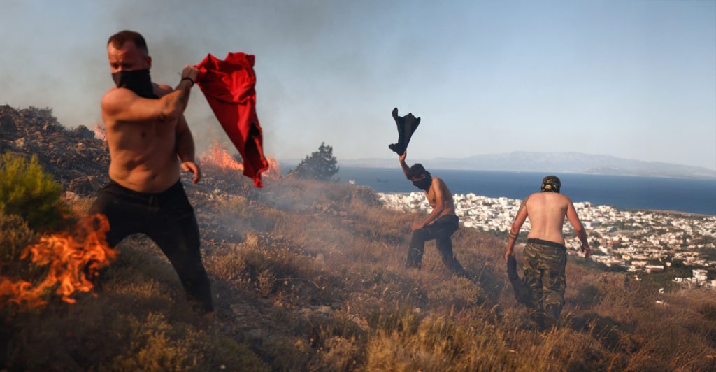 Άνοιξε δικογραφία για εμπρησμό σε βάρος άνδρα για τις φωτιές σε Άγιο Μακάριο και Άγιο Μάρκο στη Χίο