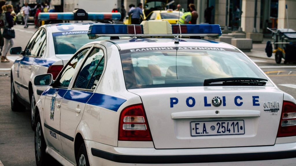 Αργοστόλι: Διανομέας έπεσε θύμα άγριου ξυλοδαρμού από ομάδα νεαρών – Τέσσερις συλλήψεις