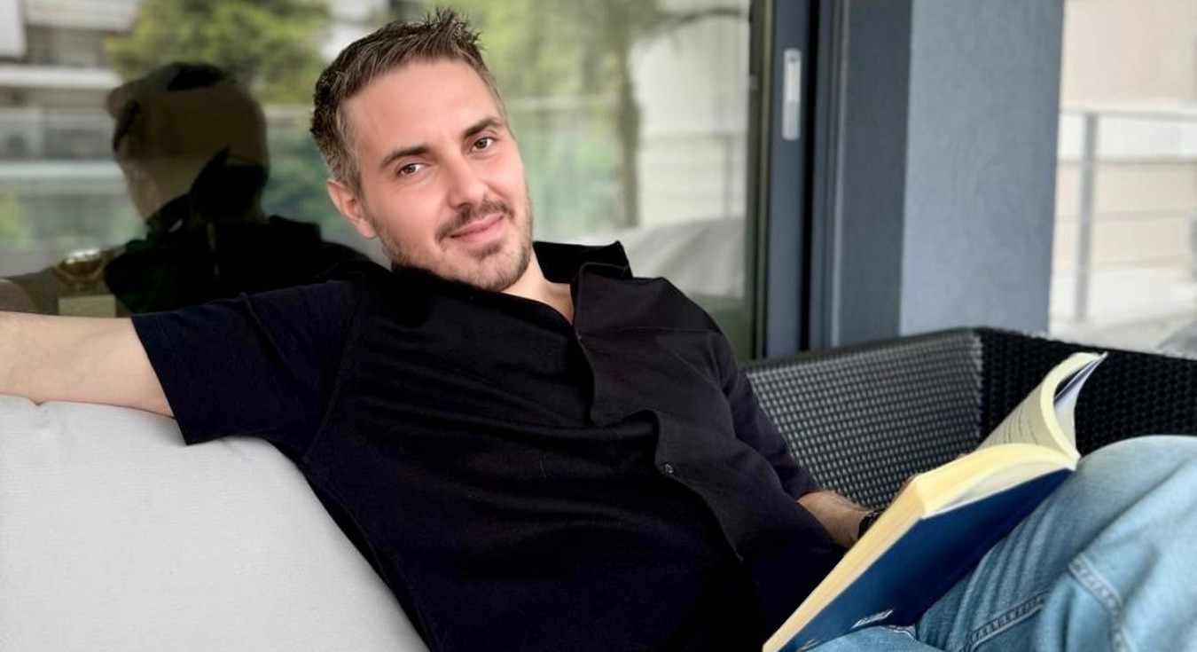 Μιχάλης Χατζηγιάννης: «Όταν χωρίζω μου είναι πιο εύκολο να γράψω ένα καινούργιο τραγούδι»