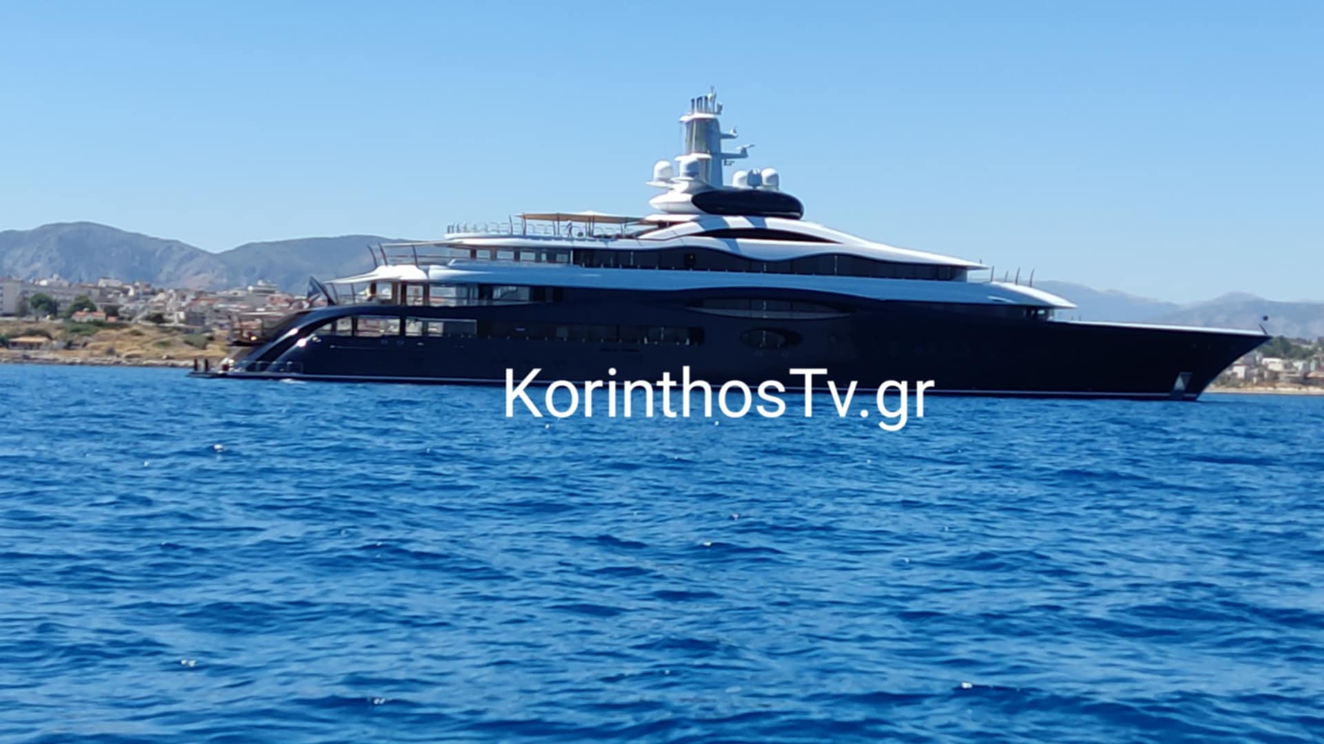 Στην Κόρινθο το υπερπολυτελές σκάφος του Μαρκ Ζούκεμπεργκ (βίντεο-φωτό)