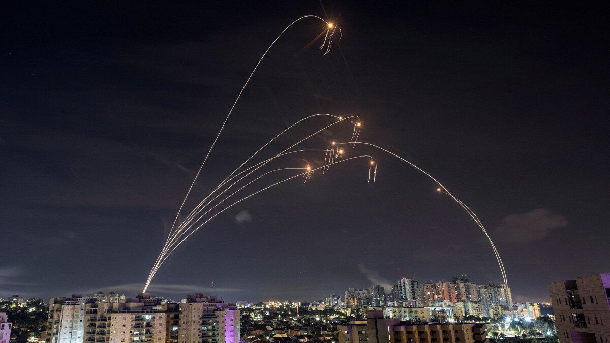 Χούθι: «Ρίξαμε πυραύλους στο αεροδρόμιο Μπεν Γκουριόν» Ισραήλ: «Τον καταρρίψαμε»