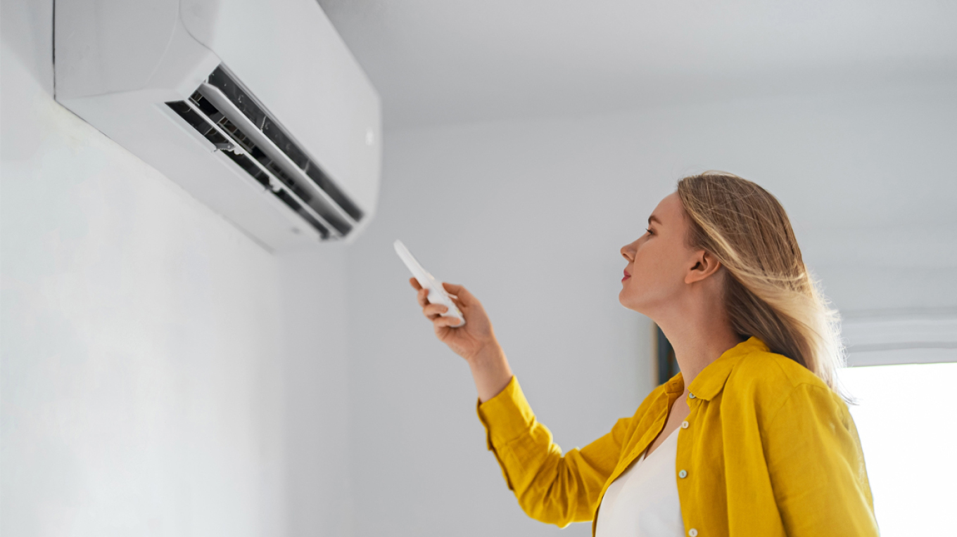 Τελικά τι είναι καλύτερο; – Το κλιματιστικό πρέπει να μένει ανοιχτό όλη μέρα ή να το κλείνουμε;