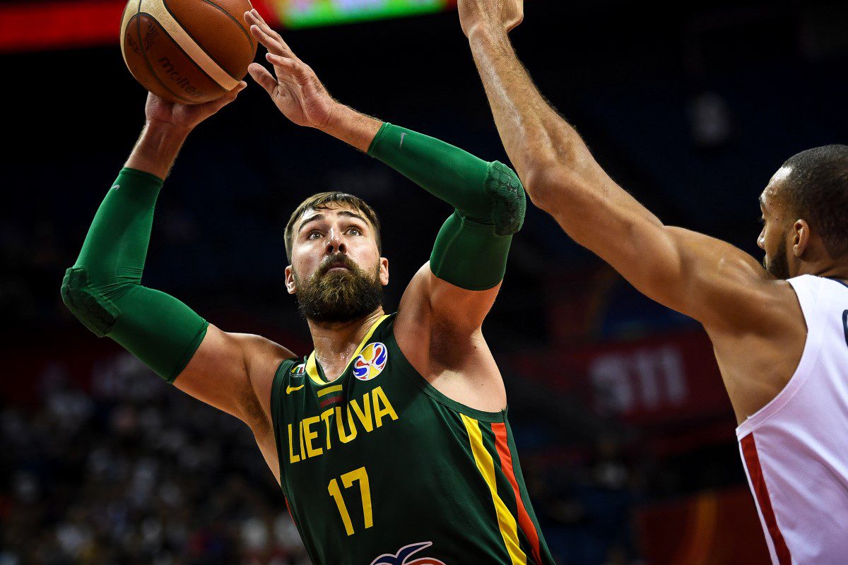 ESPN: Απομακρύνεται του Βαλαντσιούνας από τον Παναθηναϊκό – Θέλουν να τον κρατήσουν οι Νάγκετς