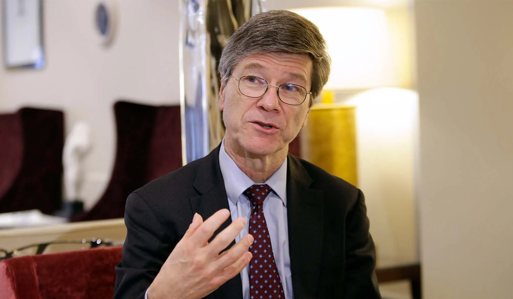 Jeffrey Sachs: «Η Βρετανία είναι η πηγή όλων των συγκρούσεων στον κόσμο» (βίντεο)