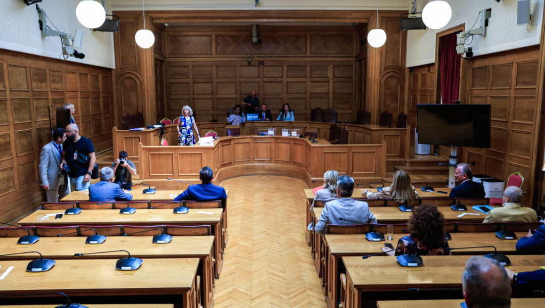 Προανακριτική για Τέμπη: Αποχώρησαν ΠΑΣΟΚ, ΚΚΕ και Νέα Αριστερά καταγγέλλοντας τη διαδικασία (upd)