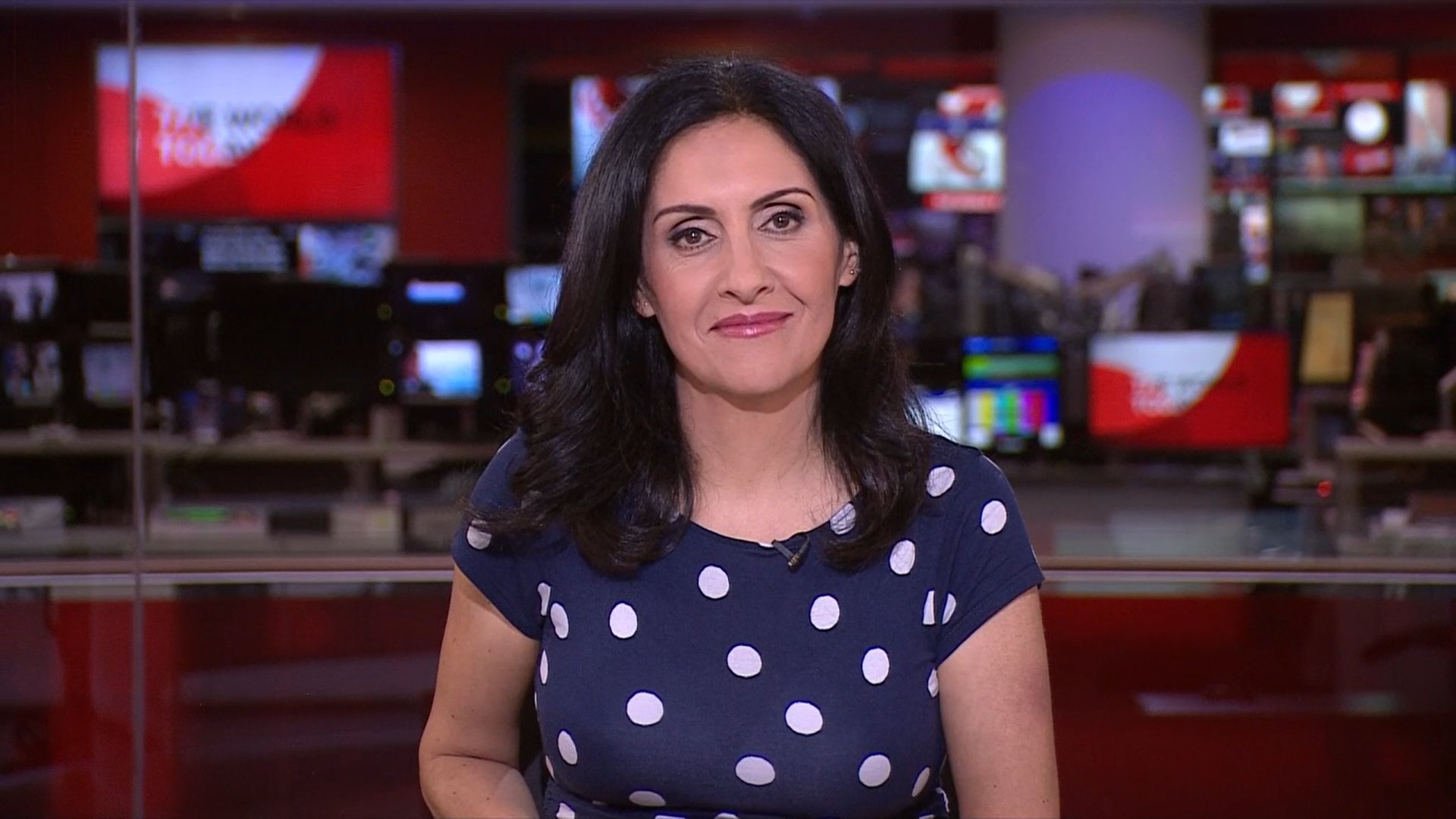 Βίντεο: Παρουσιάστρια του ΒΒC μιμήθηκε το… παγώνι κατά τη διάρκεια του δελτίου ειδήσεων!