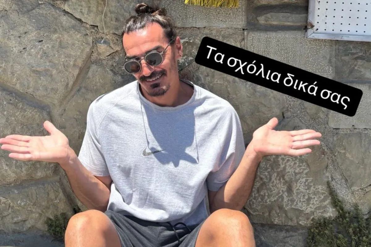 Τρολάρει τον εαυτό του ο Λάζαρος Χριστοδουλόπουλος: Δείτε την φωτογραφία με τα κασκόλ των «Big-5» που αγωνίστηκε