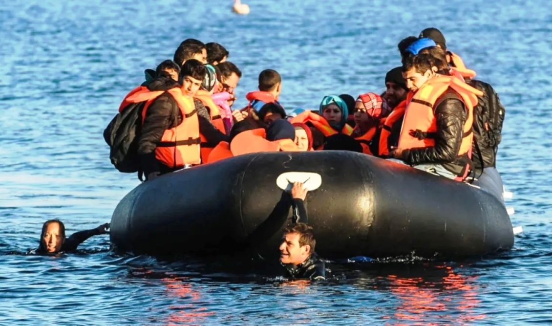 Η Ιταλία κάνει δώρο 4 φουσκωτά στην Λιβύη για να σταματήσουν τους παράνομους μετανάστες!