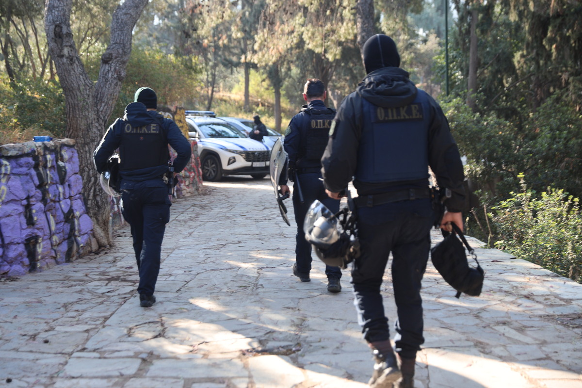 Αστυνομική επιχείρηση για την εκκένωση κατάληψης σε κτήριο στα Κάτω Πατήσια