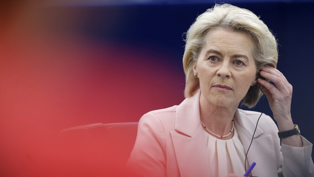 Το Ευρωπαϊκό Κοινοβούλιο απέρριψε με ευρεία πλειοψηφία την πρόταση μομφής κατά της Ούρσουλα φον ντερ Λάιεν