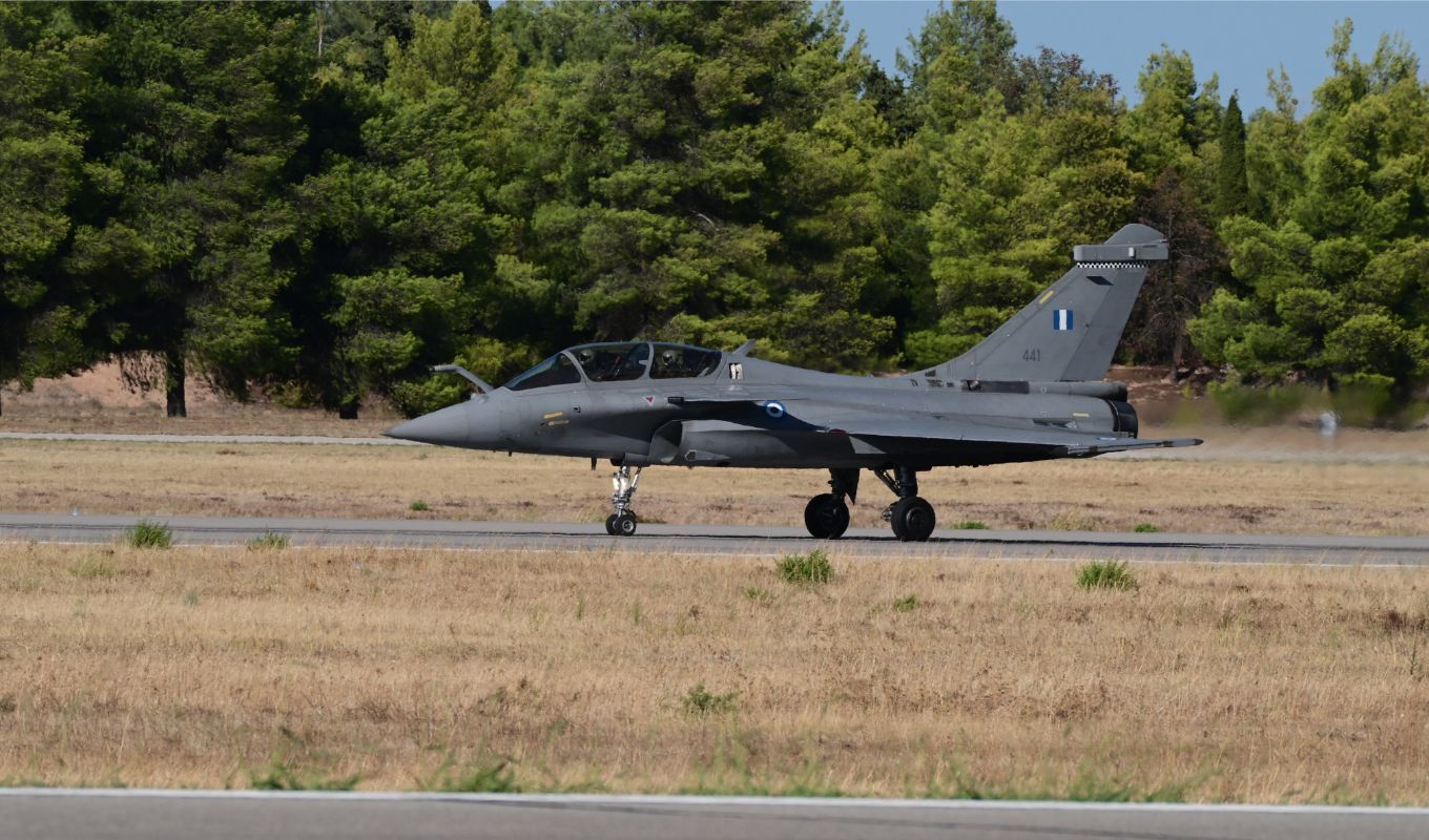 Τανάγρα: Στον εισαγγελέα οδηγούνται οι τέσσερις Κινέζοι που φωτογράφιζαν τα Rafale