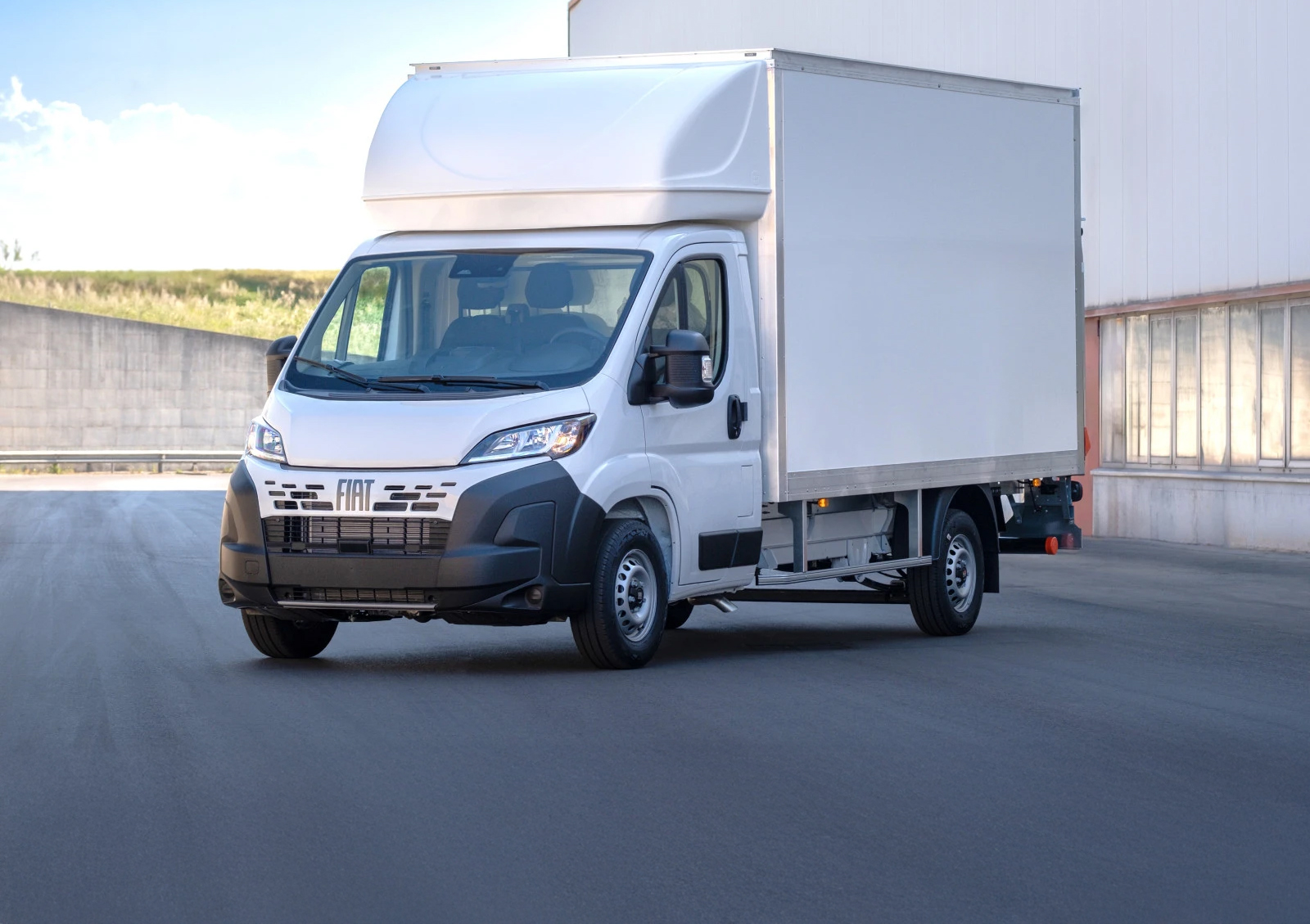 FIAT Ducato: Η ηλεκτρική εκδοχή πήρε μπόι -και μεγάλο όγκο