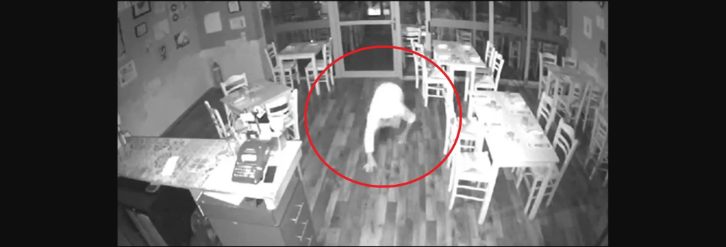 Νέα Φιλαδέλφεια: Εξαρθρώθηκε συμμορία έκλεβε καταστήματα και σταθμευμένα ΙΧ