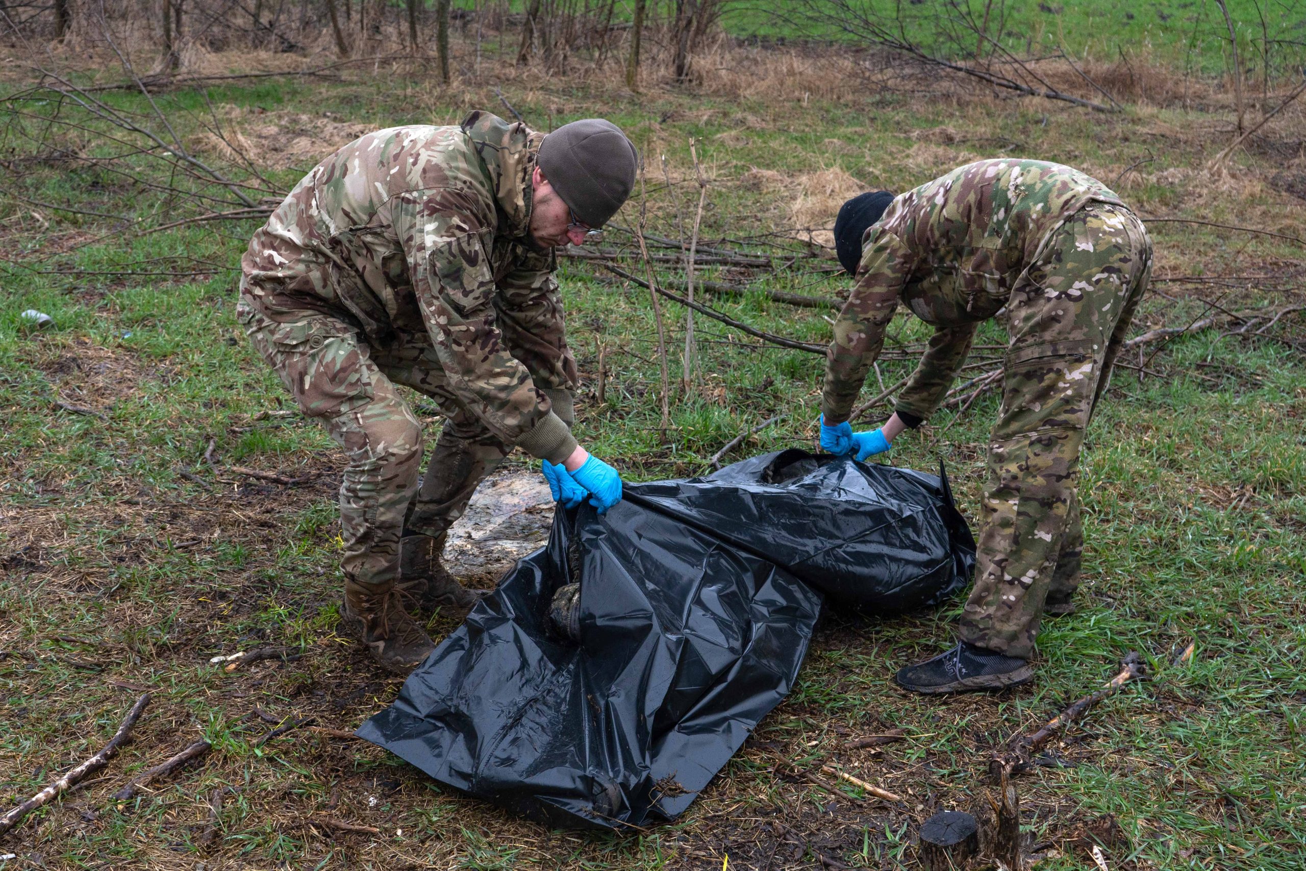 Βίντεο: Οι Ουκρανοί αποτεφρώνουν τις σορούς των στρατιωτών τους για να μην δοθούν αποζημιώσεις στις οικογένειες