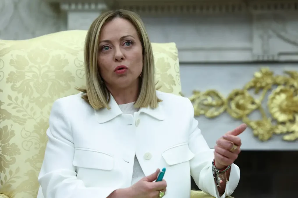 Τ.Μελόνι για δασμούς Ν.Τραμπ: «Πρέπει να παραμείνουμε επικεντρωμένοι στις εμπορικές διαπραγματεύσεις με τις ΗΠΑ»