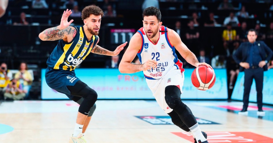 Δυσαρεστημένη με τον Β.Μίσιτς η Φενέρμπαχτσε – Αποσύρει την πρότασή της για τον Σέρβο γκαρντ