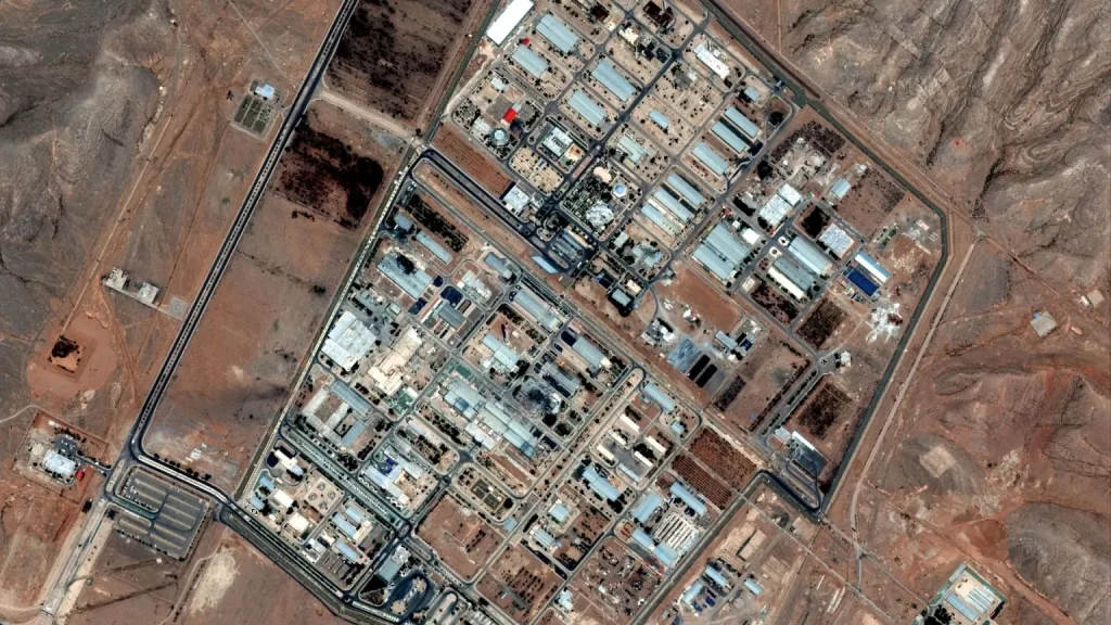 Ιράν: «Υπάρχει κίνδυνος διασποράς ραδιενεργών υλικών από τις βομβαρδισμένες πυρηνικές εγκαταστάσεις»