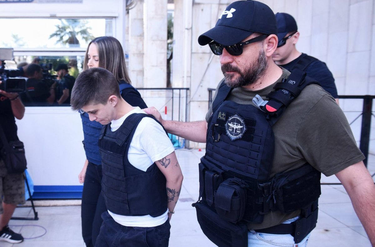 Ε.Μουρτζούκου: «Έχει μετανιώσει για τα εγκλήματά της» λέει ο δικηγόρος της