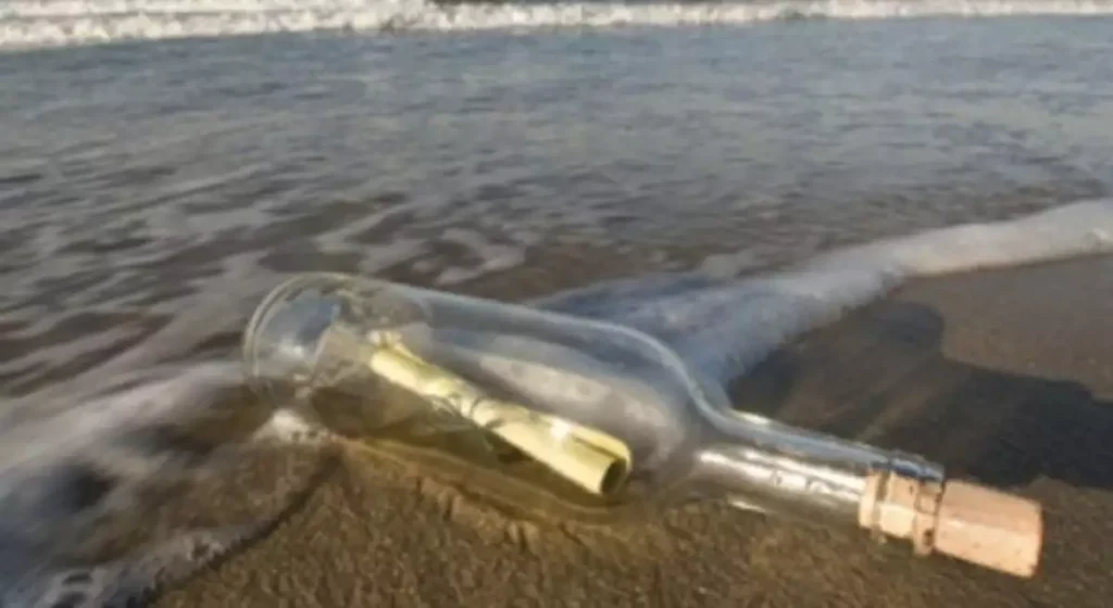 Ιρλανδία: Ερωτικό σημείωμα σε μπουκάλι βρέθηκε χρόνια αργότερα στην άλλη άκρη του ωκεανού