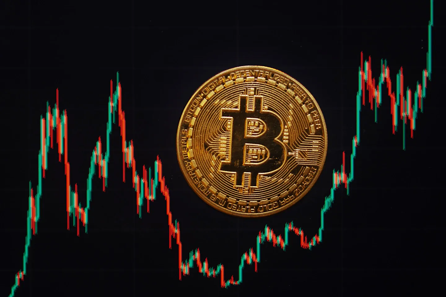 Ιστορική στιγμή για το Bitcoin: «Επισφραγίστηκε» η αποτίμησή του στα 120.000 δολάρια