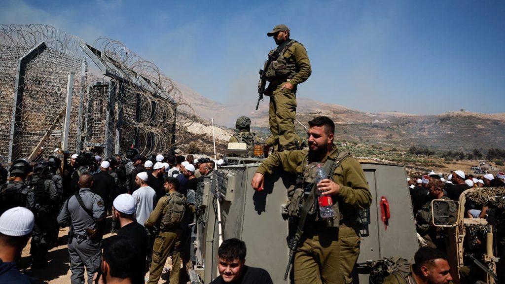 ΕΚΤΑΚΤΟ: Μπαίνουν στο έδαφος της Συρίας παραστρατιωτικές δυνάμεις των Ισραηλινών Δρούζων υπό την κάλυψη της IAF