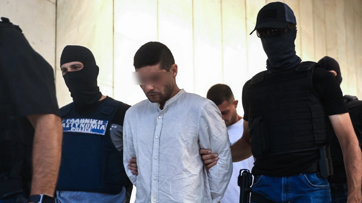 Απολογία του 35χρονου που δολοφόνησε τον Πολωνό καθηγητή: «Αγόρασα το όπλο στην Ομόνοια – Εγώ τα έκανα όλα»
