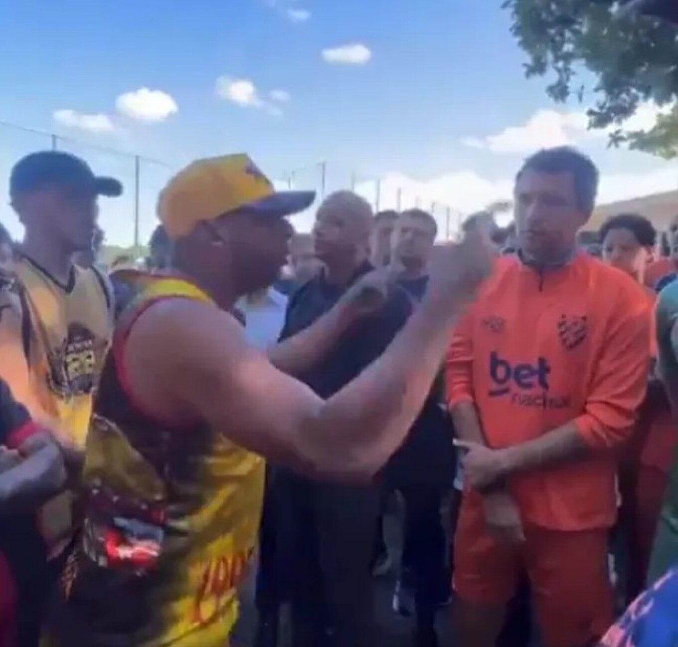 Βραζιλία: Απειλές οπαδών κατά της Σπορτ Ρεσίφε – «Συνεχίστε να παίζετε έτσι και θα δείτε τι θα πάθετε» (βίντεο)