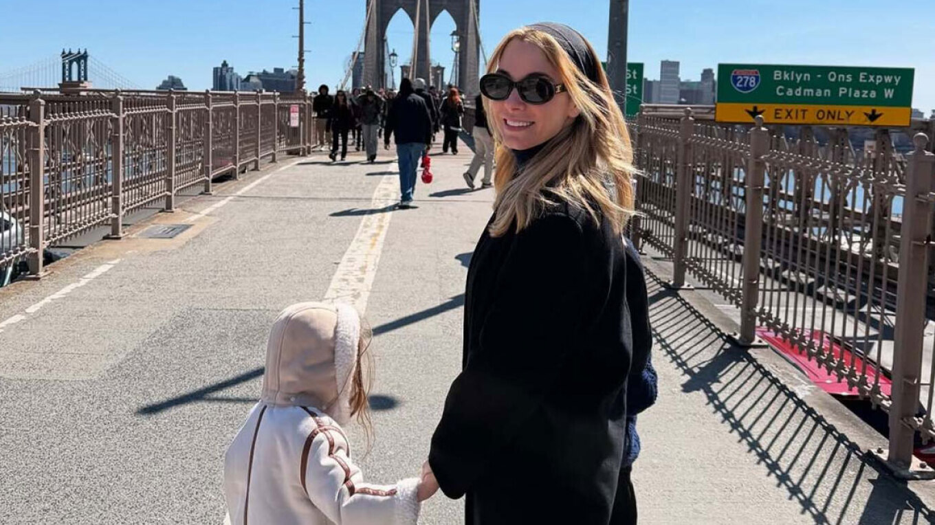 Η Δούκισσα Νομικού ανάρτησε φωτογραφία της μικρής της κόρης – «Η γοργόνα μου»