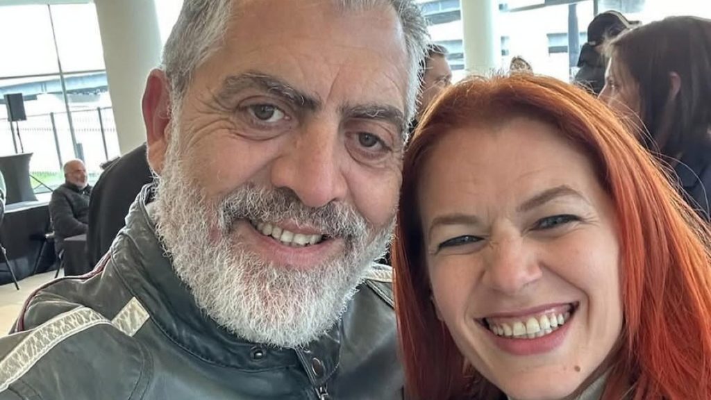 Δείτε την ανάρτηση του Κούλλη Νικολάου για τα 20 χρόνια γάμου με την σύζυγό του Κλαίρη