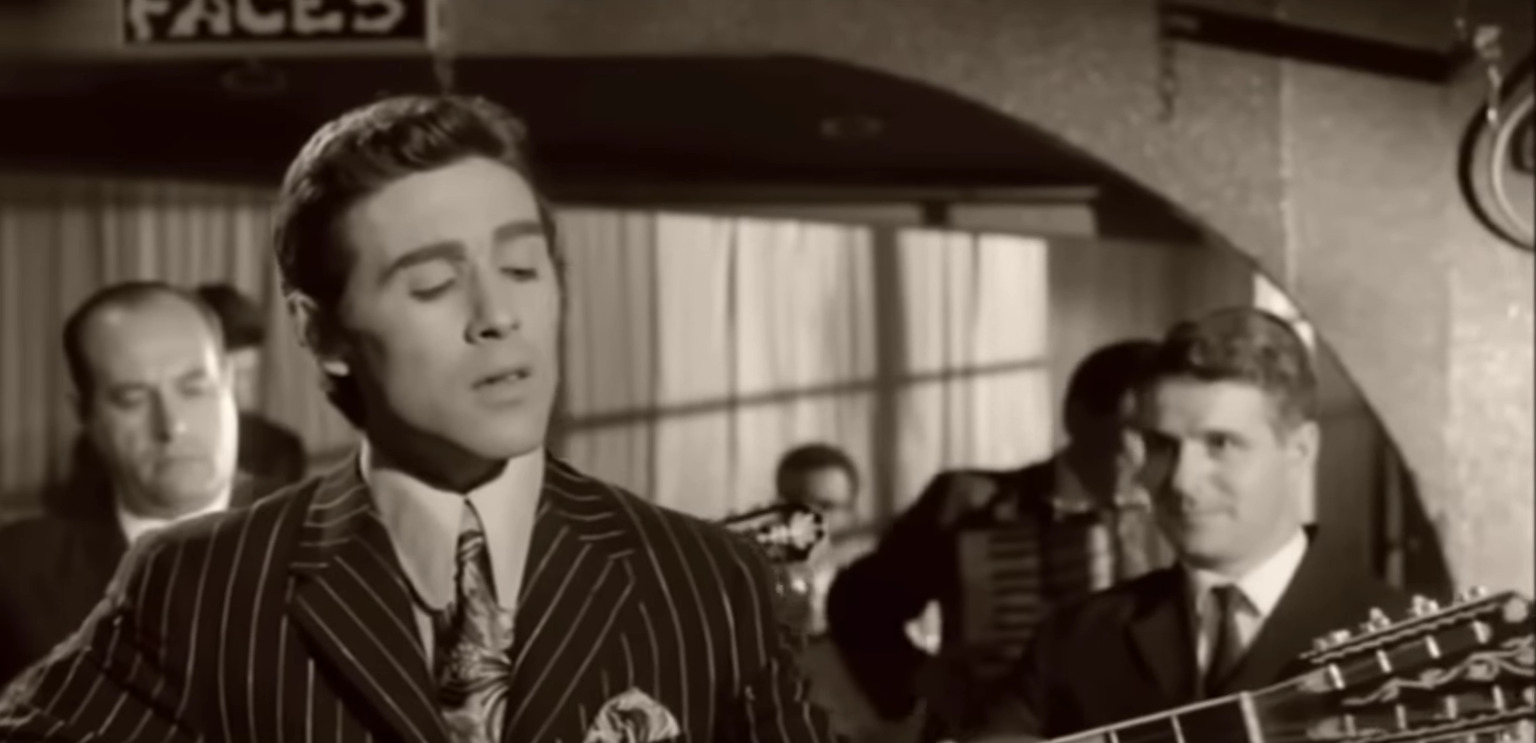 Στη δημοσιότητα σπάνια φωτογραφία του Τόλη Βοσκόπουλου με τον Στάθη Ψάλτη από θεατρικές πρόβες του ’78