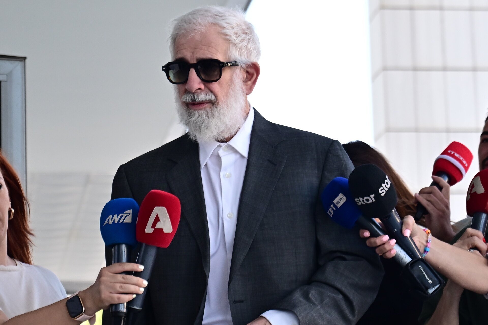 Π.Φιλιππίδης: Πού πέρασε το πρώτο βράδυ μετά τη φωτιά που ξέσπασε στο σπίτι του