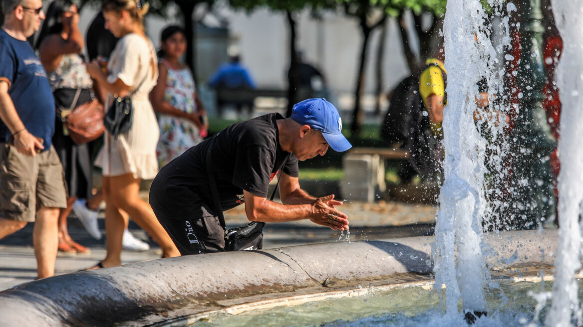 Καιρός: Αφόρητη ζέστη ακόμη και τη νύχτα – Αυτό είναι το κύριο χαρακτηριστικό του καύσωνα που έρχεται