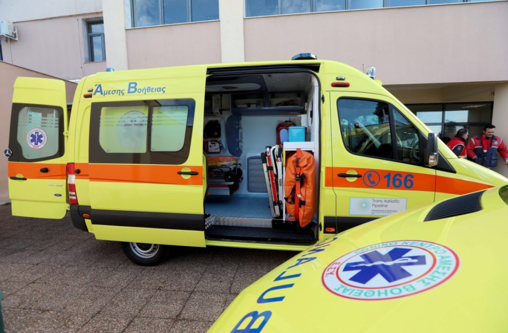 Τροχαίο δυστύχημα στη Βούλα: Νεκρή η οδηγός του Ι.Χ. που συγκρούστηκε σε τοίχο